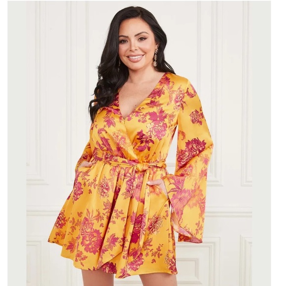 Marciano Silky V-neck Romper with Bell Sleeves - Size S - Picture 4 of 11